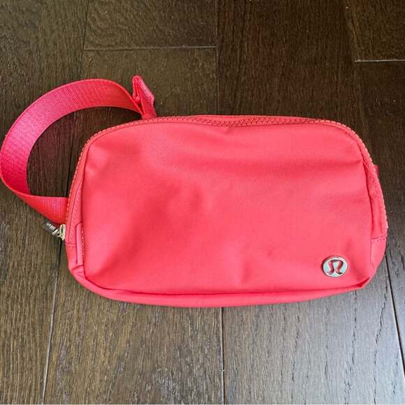 lululemon athletica Handbags - Lululemon Everywhere Belt Bag 1L Pale Raspberry